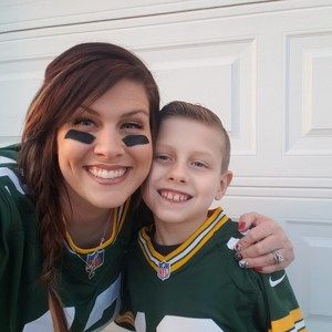 Meet your Posher, Danica